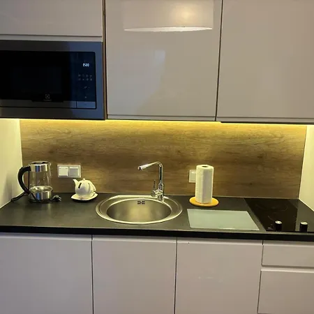 Ovo 448 Вроцлав