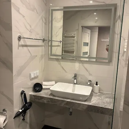 Ovo 448 * فروتسواف